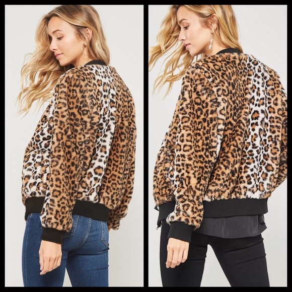 1 LEFT‼️So Soft & Fuzzy Leopard Bomber - Picture 6 of 8